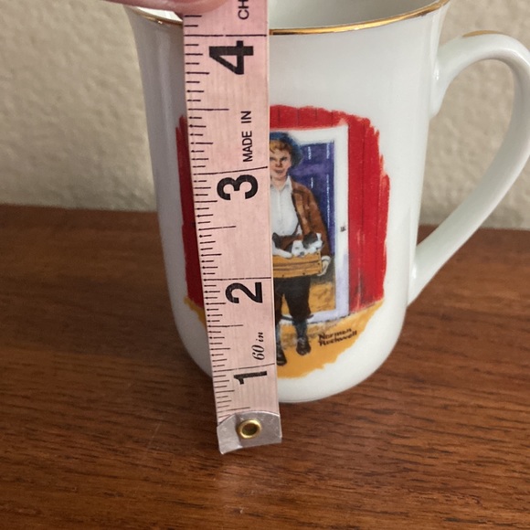 5/$10❤️❤️❤️Vintage 80s Norman Rockwell Boy with Puppies and Mamma Dog Mug - Picture 7 of 8
